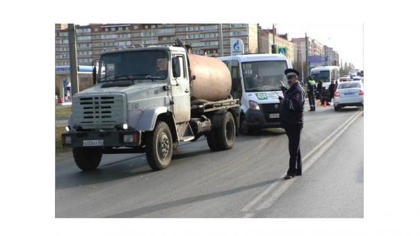 Водитель ЗИЛа, который насмерть сбил юного омича, сейчас находится у полицейских (Первые подробности)