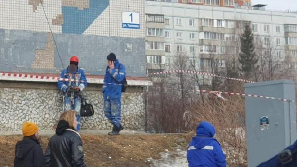 Альпинист запаниковал на седьмом этаже и переполошил жителей Новосибирска