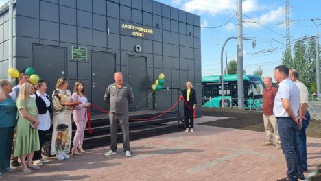 Комнаты отдыха и кабинет врача: в омском микрорайоне Зелёная река открыли диспетчерский пункт