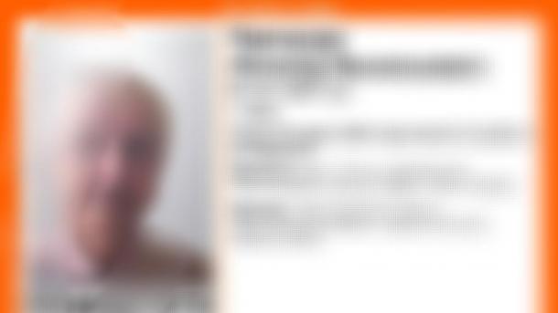 В Омске ищут 87-летнего мужчину в тёмно-зелёном пальто