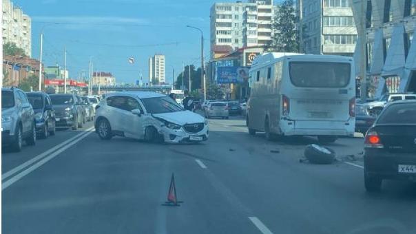 Из-за ДТП в центре на Красном Пути возникла пробка