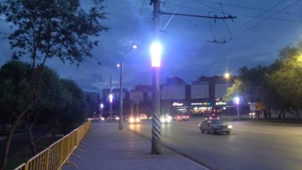 Ко Дню города центральные улицы Омска украсят световыми консолями