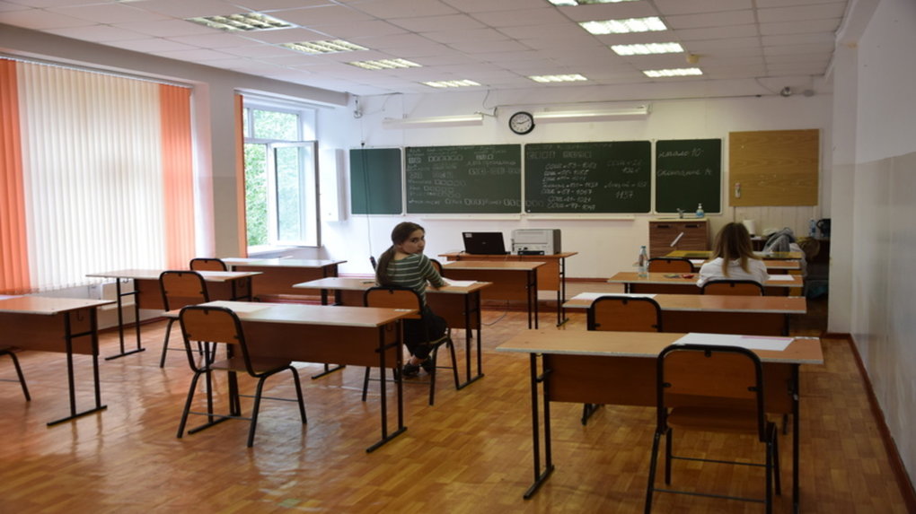 В Омской области из-за увольнения почти всех учителей закрыли школу