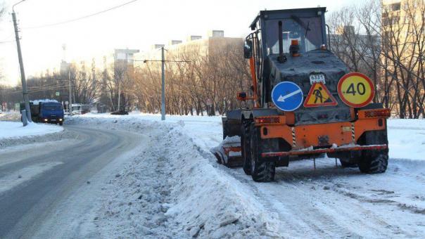 Виталий Хоценко и Сергей Шелест повысили зарплаты омским дорожникам