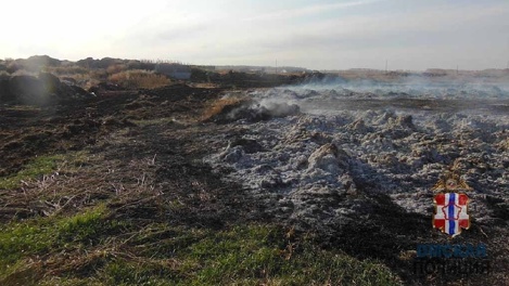 Омич сжёг 1000 тюков соломы из-за классовой ненависти