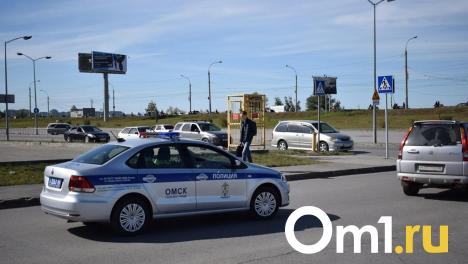 В один день два юных омича оказались под колёсами машин