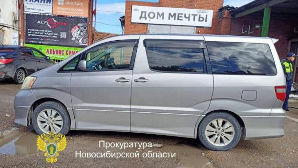 Водитель автомобиля Toyota Alphard насмерть сбил ребёнка во дворе
