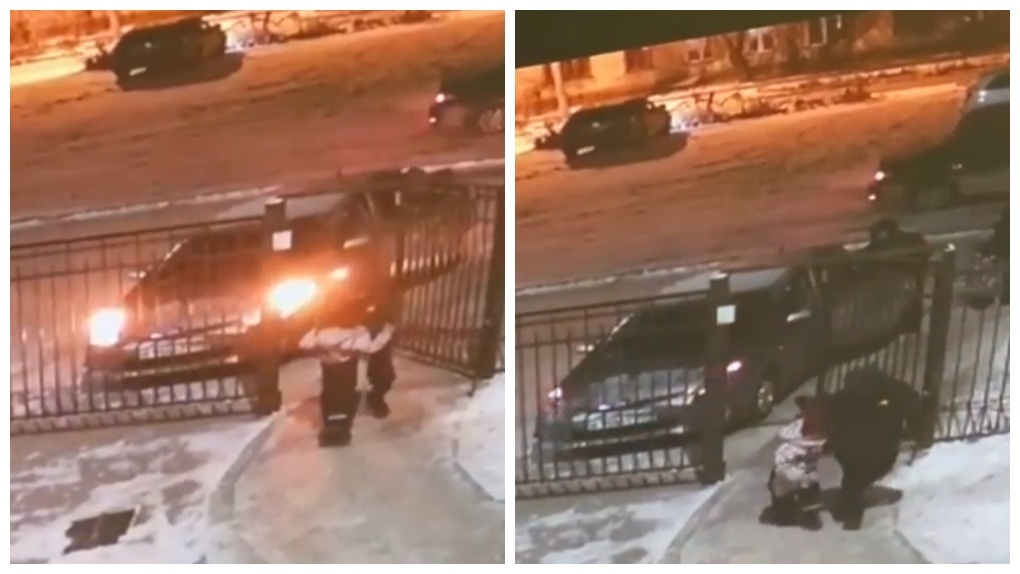 Неизвестные взломали припаркованный у детсада автомобиль на глазах у прохожих в Новосибирске. ВИДЕО