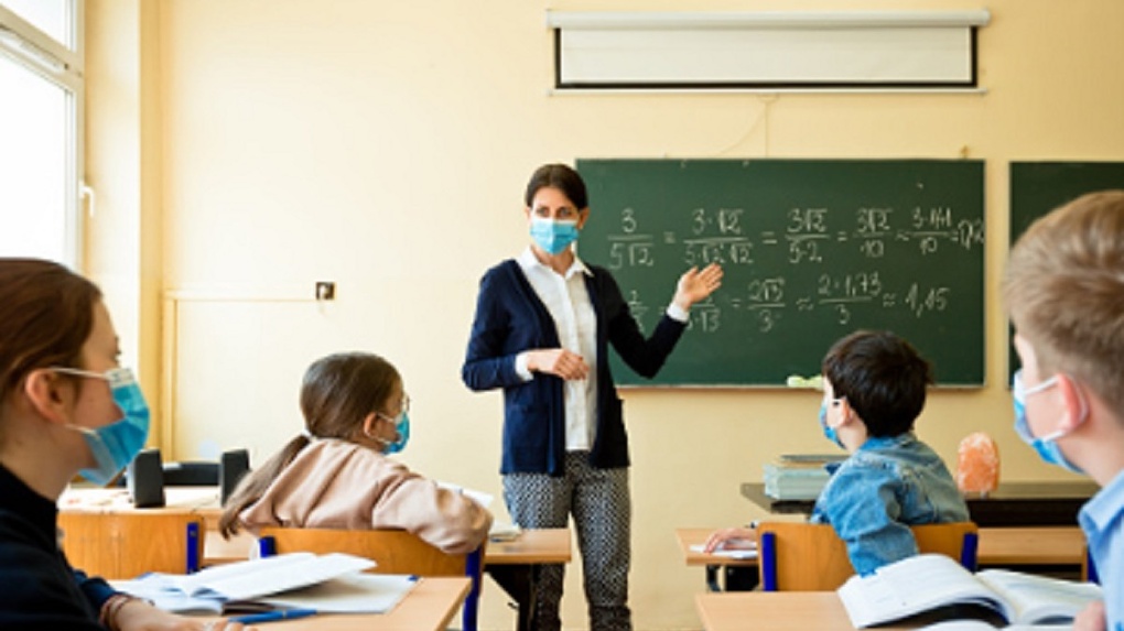 Частичную «удалёнку» оставят в некоторых новосибирских школах