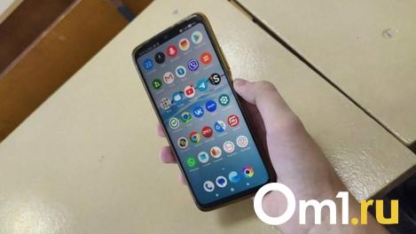 Омичка заплатила почти сто тысяч рублей, чтобы продлить договор с оператором