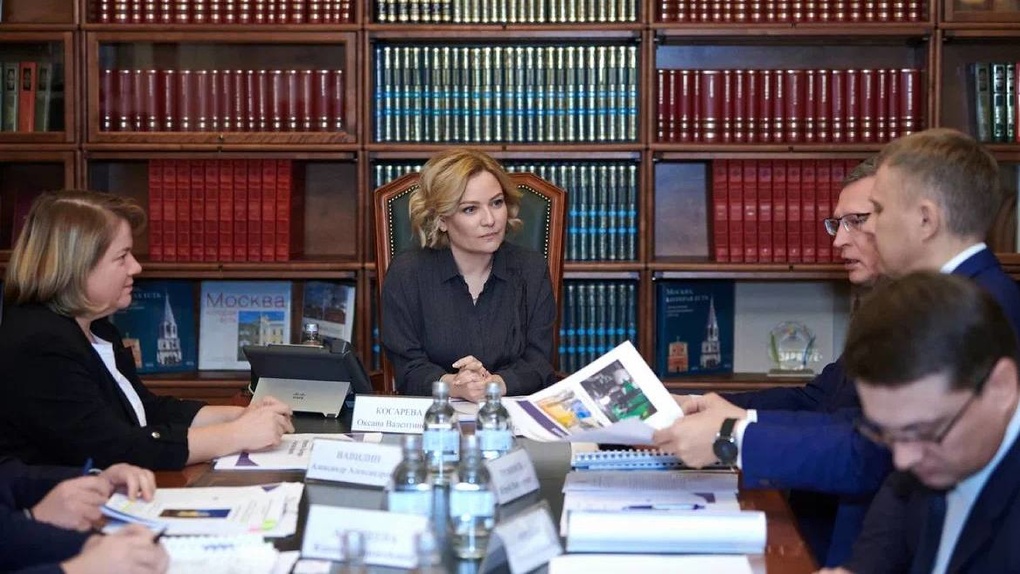 Губернатор Омской области встретился с главой федерального Минкульта