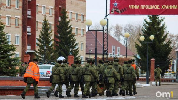 Омичей, имеющих боевой опыт, ждут на военную службу по контракту