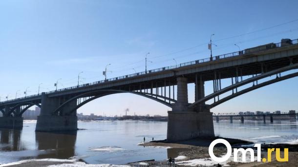 Прокуратура требует от мэрии Новосибирска ремонта Октябрьского моста