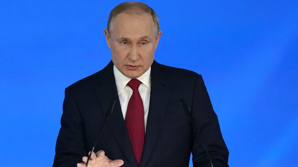 Новые выплаты, вакцинация и алименты без унижений: главные итоги послания Путина Федеральному Собранию