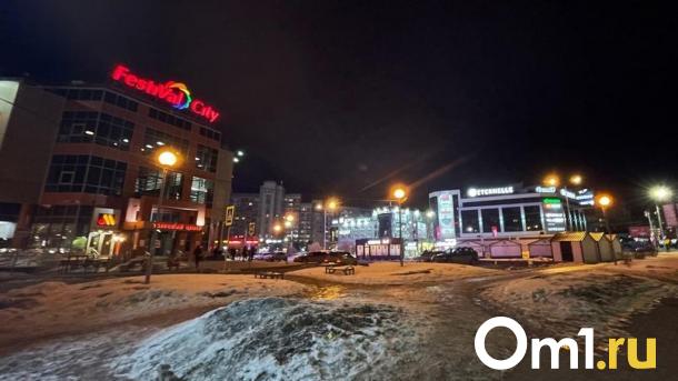 Омичка взыскала с ТЦ «Фестиваль» 700 тысяч за опасную лестницу