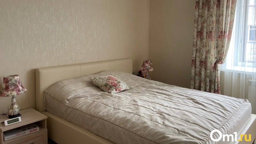 В Омске в номере гостиницы нашли тело мужчины