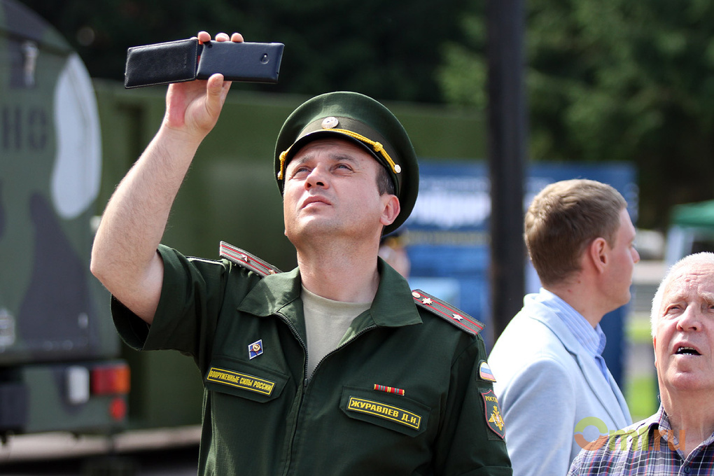 Будут ли военные в москве. Запреты для военнослужащих фото.