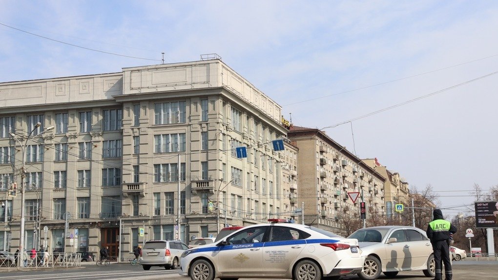 В Новосибирске водитель сбил 16-летнего подростка на мопеде