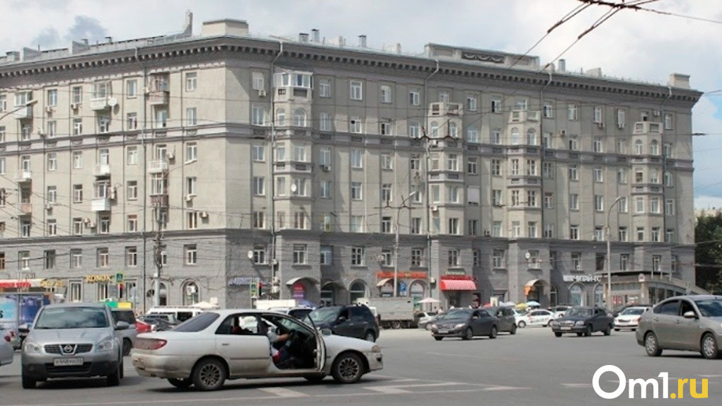 Мэр Новосибирска объяснил демонтаж киосков прессы на площади Калинина