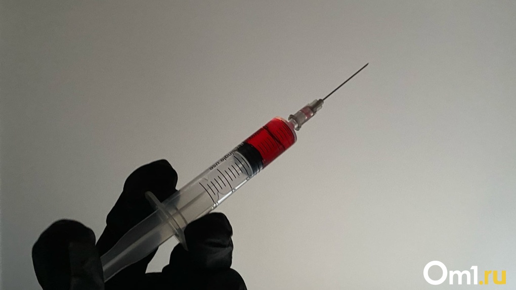 Документ об обязательной вакцинации омичей от коронавируса уже согласовывают в Москве
