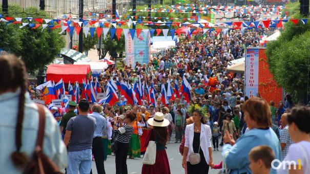 День России на Соборной площади отпраздновали 93 тысячи омичей