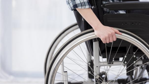 Оказался заперт в квартире: инвалид из Новосибирска добился положенного ему жилья