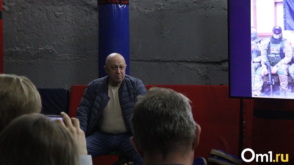 Евгений Пригожин прилетел в центр ЧВК «Вагнер» в Новосибирске