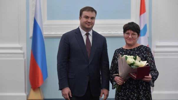 Омским медикам вручили награды в честь Международного женского дня