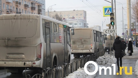Омичи обнаружили мертвеца в маршрутке по пути на работу