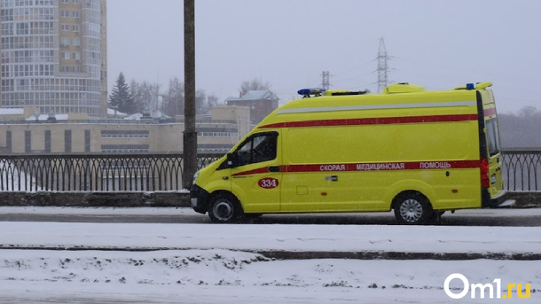 «Такого не было никогда». Главврач омской скорой Максим Стуканов — о работе медиков в новогоднюю ночь