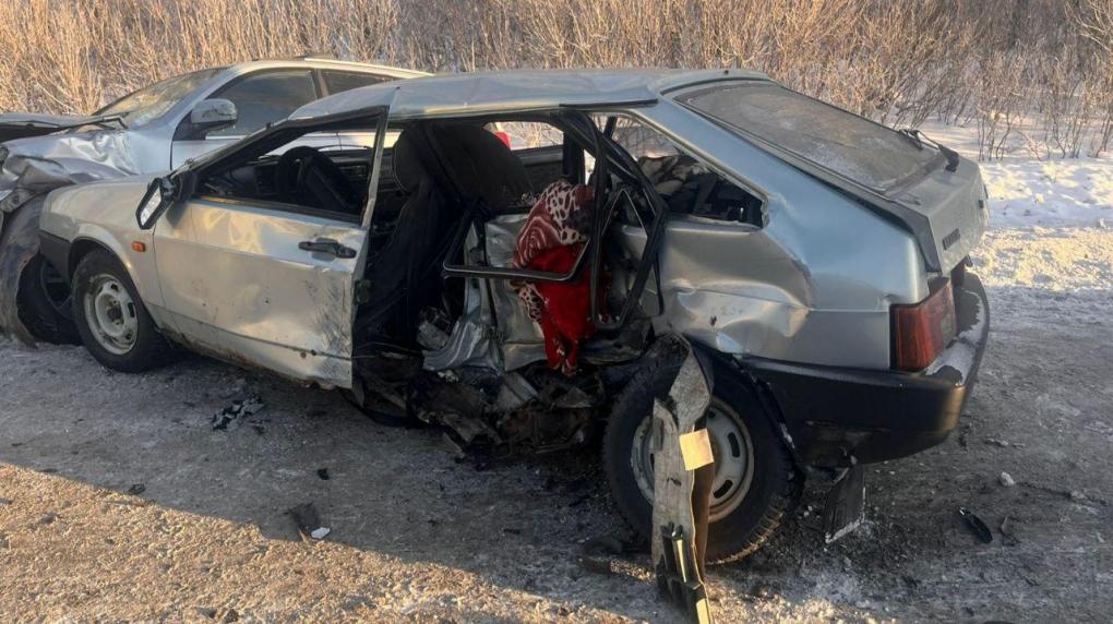 Молодой человек погиб в страшной аварии на трассе в Новосибирской области