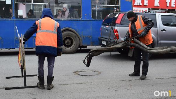 К началу лета в Омске восстановят дороги
