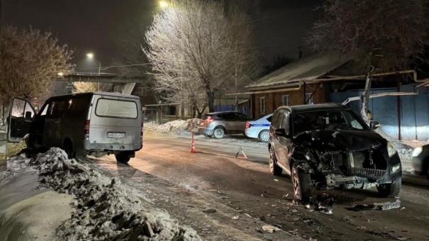 Стало плохо за рулём: омич устроил двойную аварию и умер