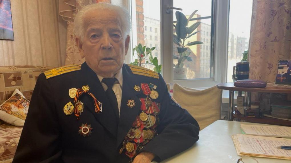 От радиста к полковнику КГБ: история 99-летнего ветерана Великой Отечественной войны из Новосибирска