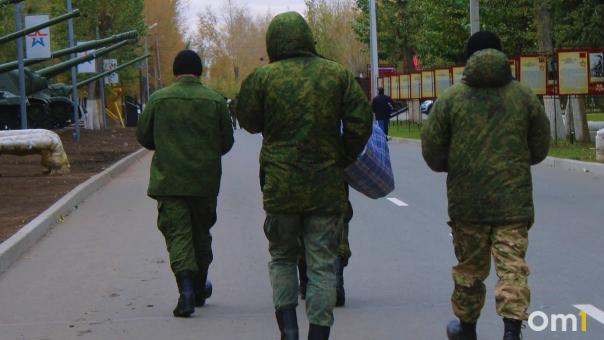Новосибирский активист Котельников получил повестку в военкомат после публичных слушаний