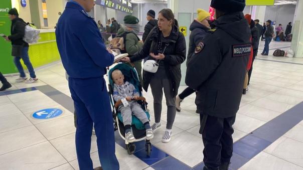 168 человек более полсуток ждут вылета из Новосибирска в Дубай