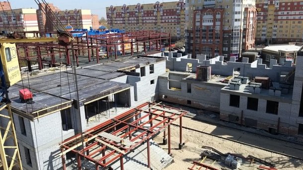 Новая школа на Космическом проспекте готова на 40%