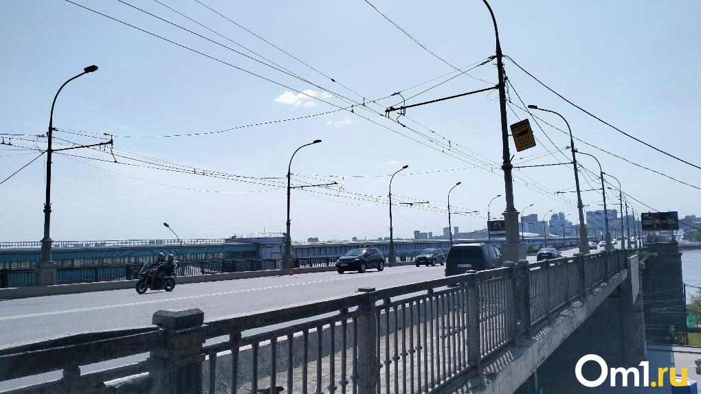 Октябрьский мост в Новосибирске отремонтируют к ноябрю