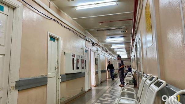 В БСМП-1 заметили врача в неадекватном состоянии
