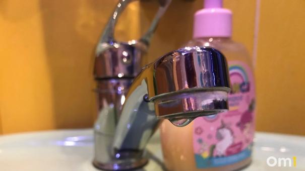 В Омске на нескольких улицах отключат холодную воду. Адреса