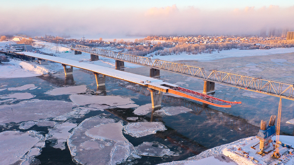 Строители четвёртого моста в Новосибирске надвинули 60% пролётных строений