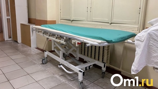 В Омске на железобетонном заводе рабочему оторвало руку
