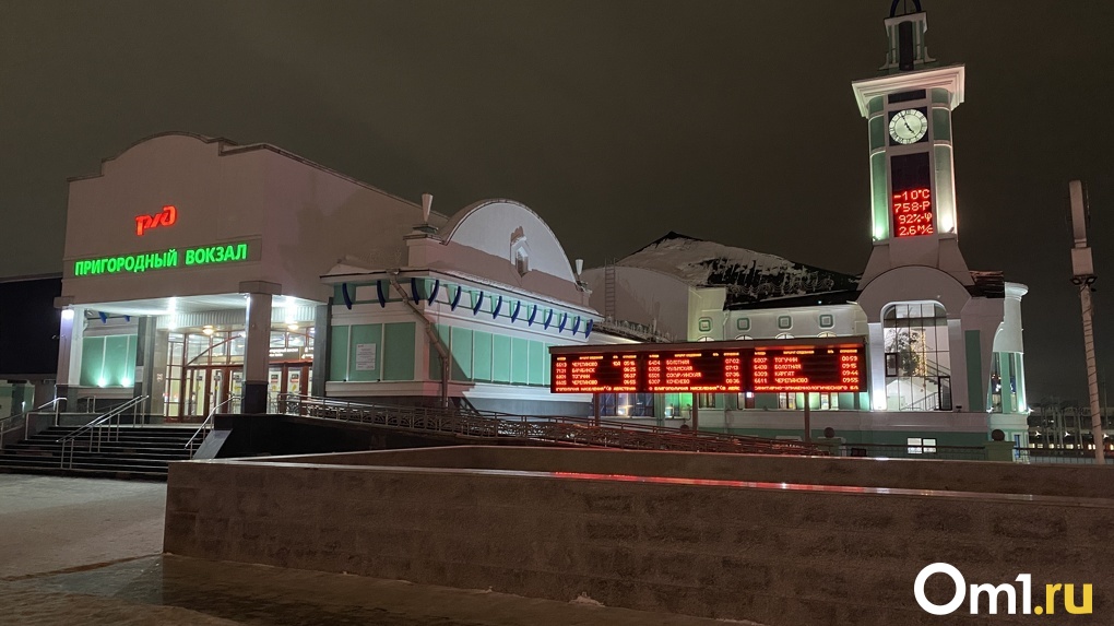 Расторгли договор аренды: торговые павильоны снесут на площади Гарина-Михайловского в Новосибирске