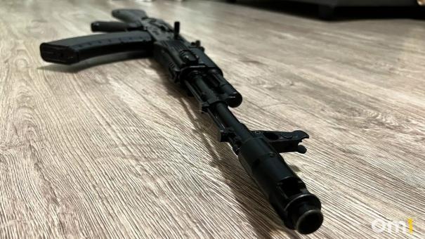 Омичи добровольно сдают оружие и патроны