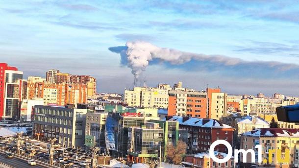 Омск снова под «чёрным небом»: режим НМУ продлится до 2 апреля