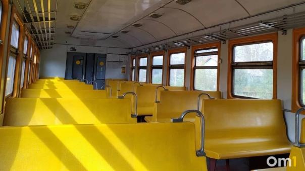 Труженики тыла и ветераны труда смогут бесплатно пользоваться пригородными электричками