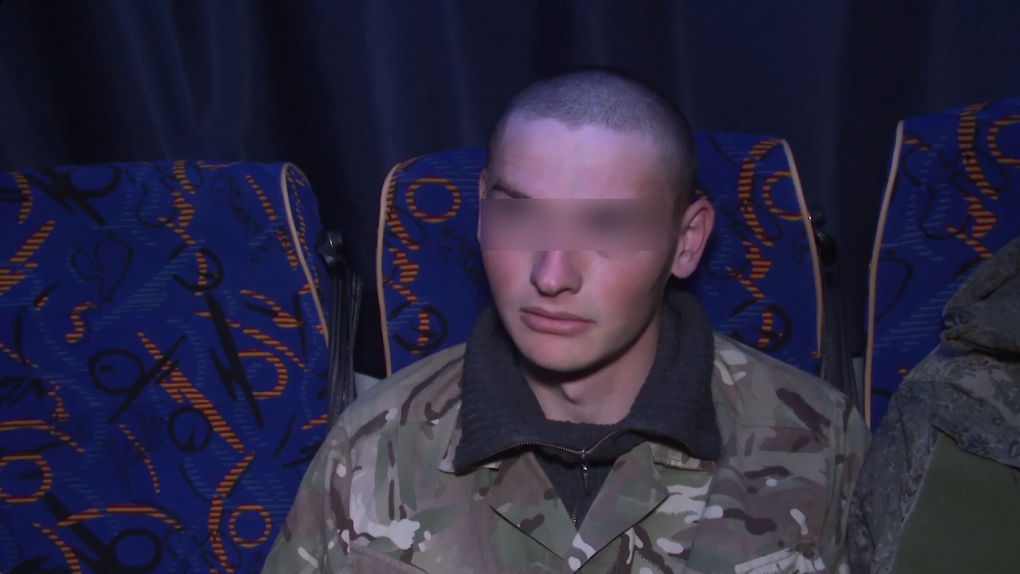 Били, забивали до смерти. Освобождённый из плена омич рассказал о жестоких украинских военных