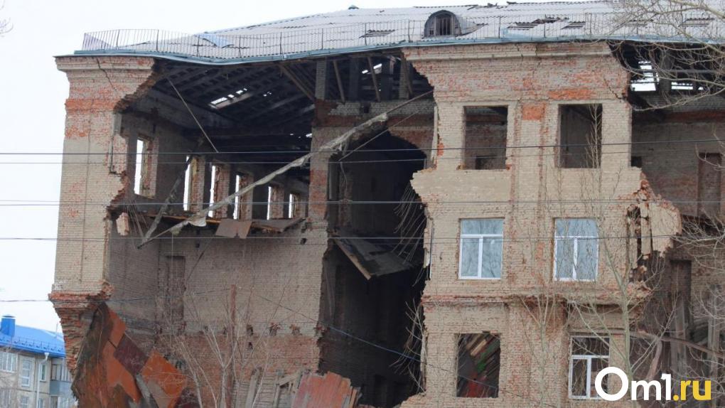 На месте аварийной школы в Омске построят новую