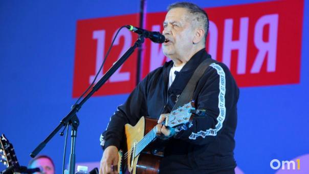 Расторгуев на концерте в Омске исполнил редкую песню