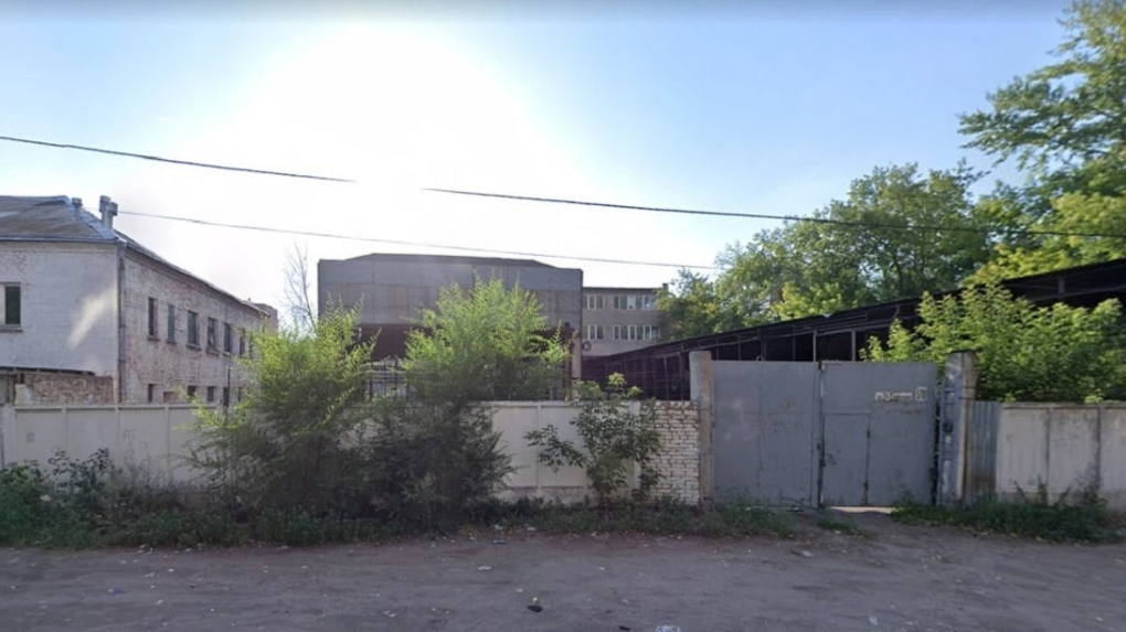 В Омске 61-летний дом на Совхозной признали аварийным
